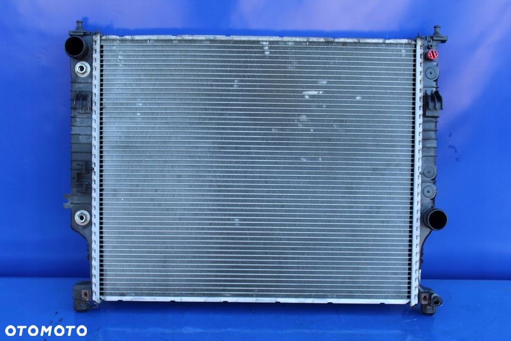 Chłodnica wody Mercedes ML W164 ML420 GL420 GL X164 4.0 V8 CDI A1645001004 - 1