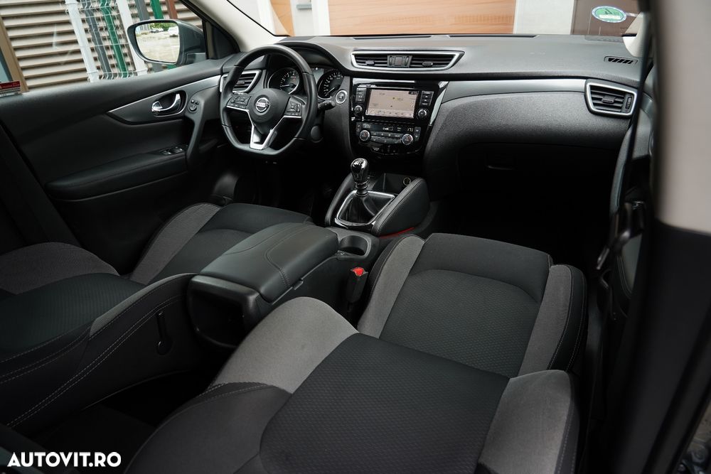 Nissan Qashqai 1.3 157CP 2WD Tekna - 25