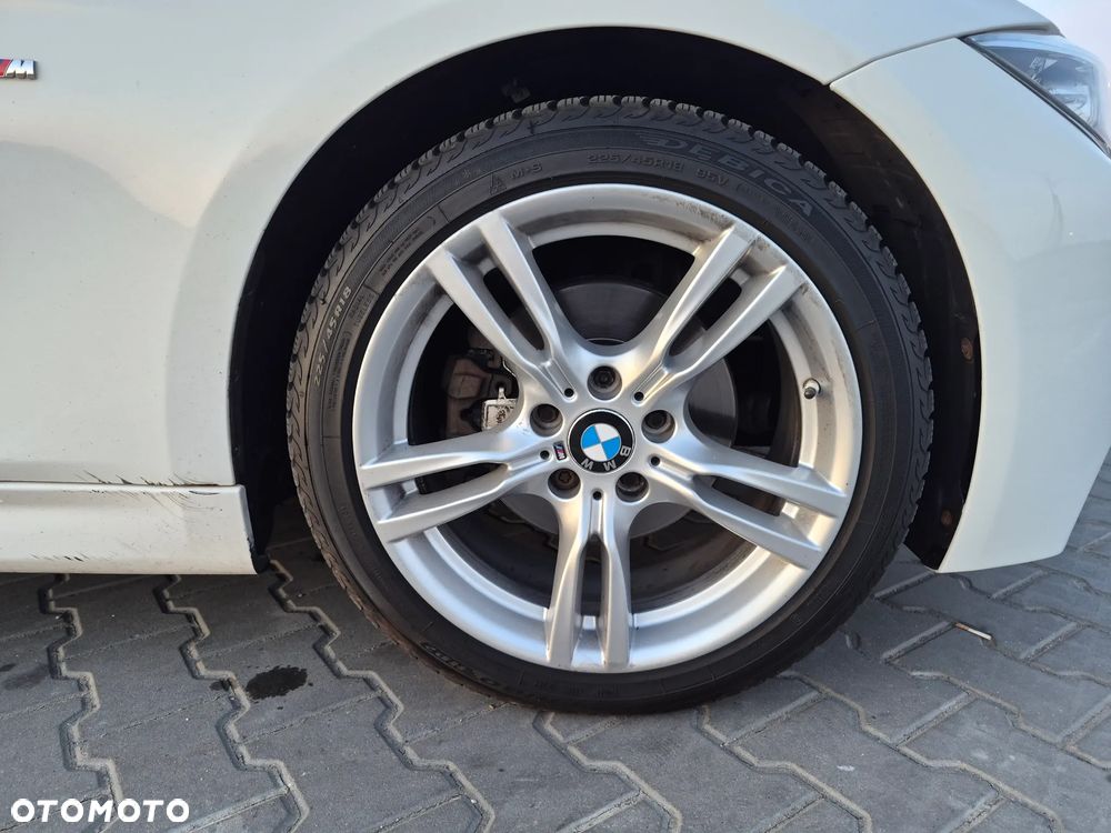BMW Seria 3 320d M Sport EU6 - 11