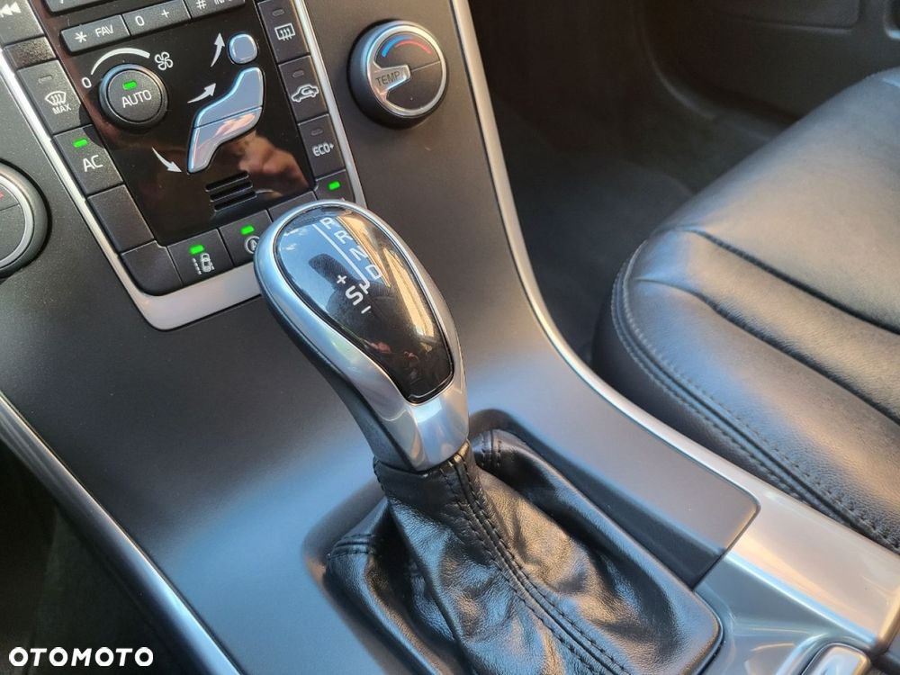 Volvo XC 60 - 14