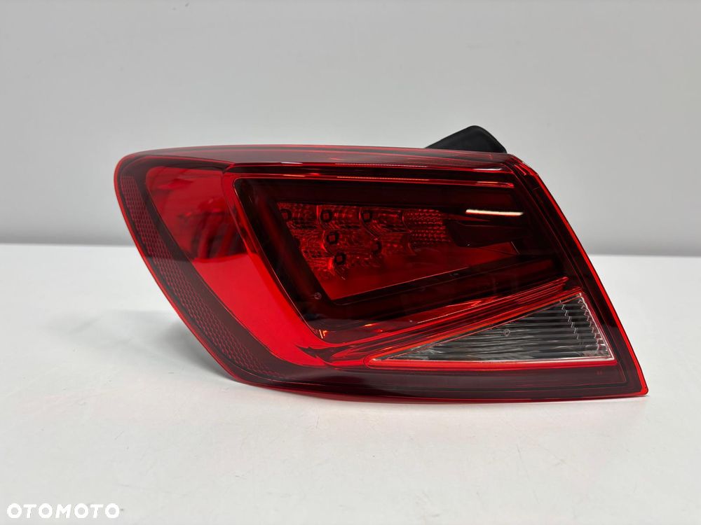 Seat Leon III 5D Lampa Lewa Tył Tylna 5F0945207E - 1