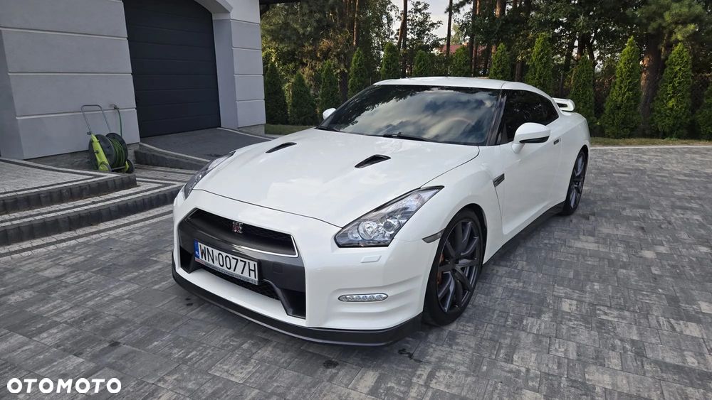Nissan GT-R Black Edition - 7