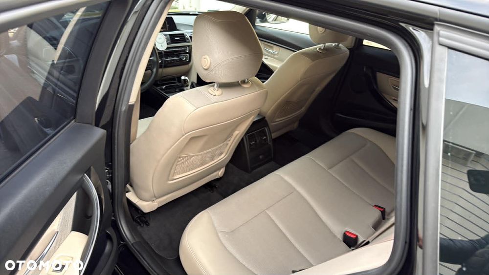BMW Seria 3 320d Luxury Line Purity sport - 10