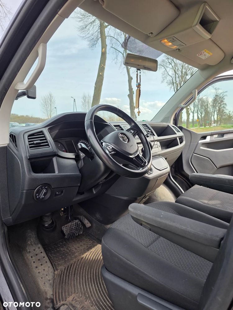 Volkswagen Caravelle 2.0 TDI L2 Comfortline DSG - 8