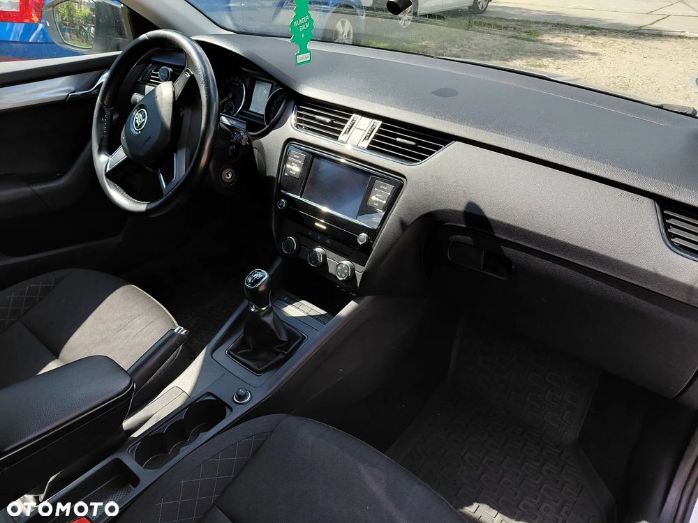 Skoda Octavia 1.6 TDI Ambition - 6