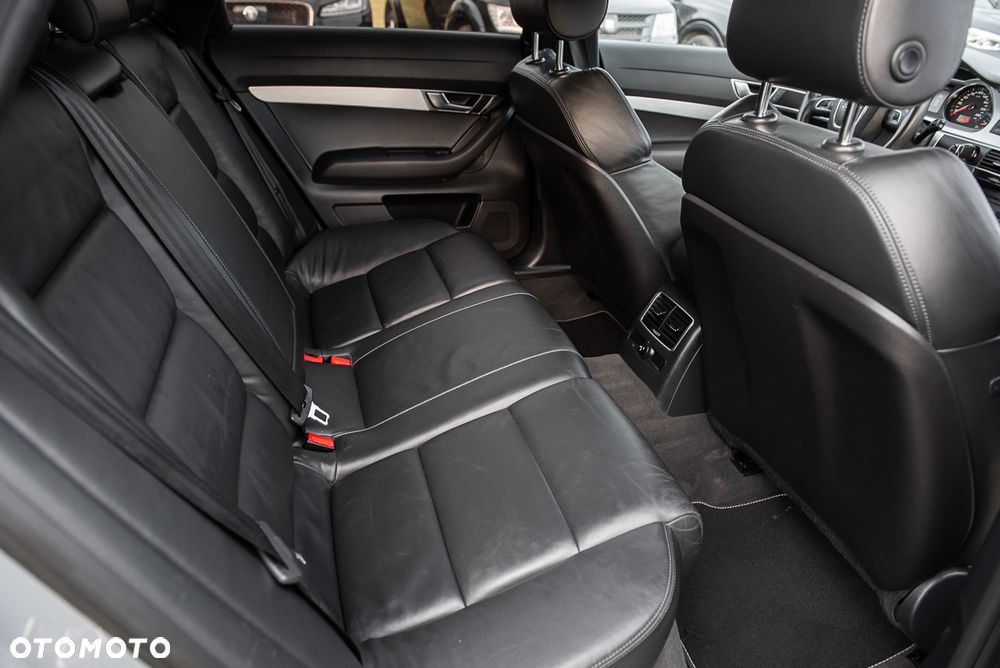 Audi A6 Avant 4.2 FSI quattro tiptronic - 28