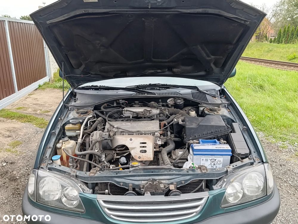 Toyota Avensis - 17