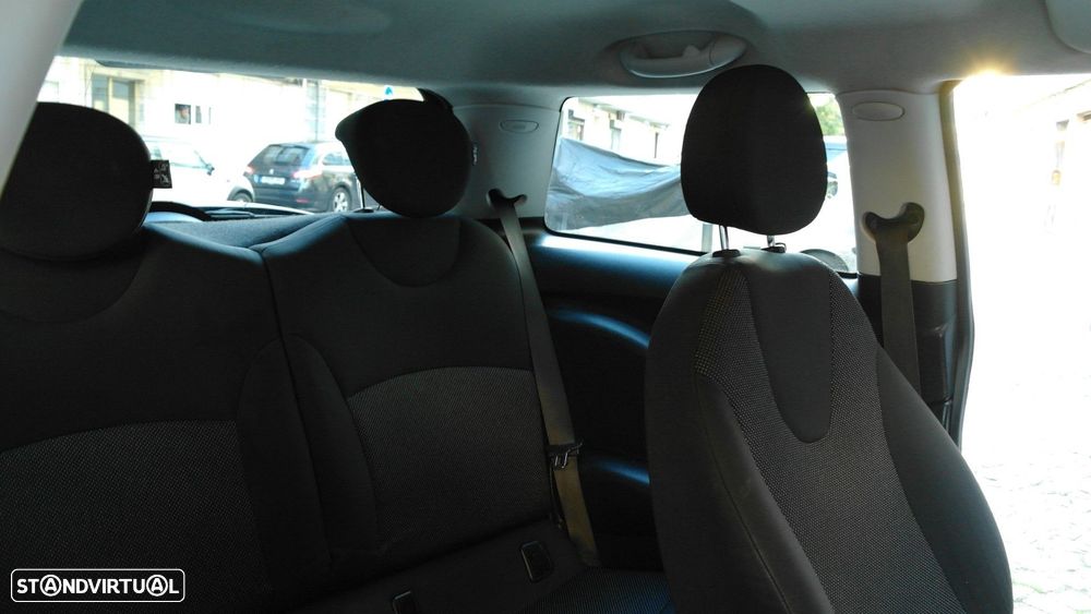 MINI 3 Portas One 1.4 - 15