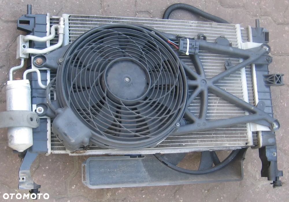 chłodnica wody klimy wentylator MERIVA A 1.7 CDTI opel - 8