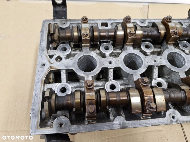 OPEL ZAFIRA B ASTRA H 1.8 B GŁOWICA SILNIKA WAŁKI 55568363 - 5