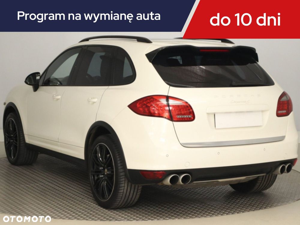 Porsche Cayenne - 6