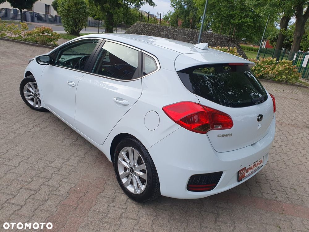 Kia Ceed 1.6 GDI XL - 7