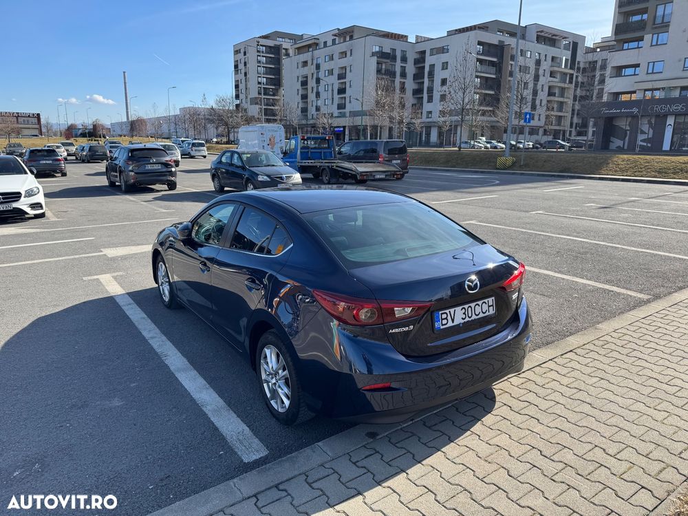 Mazda 3 G120 Attraction - 9