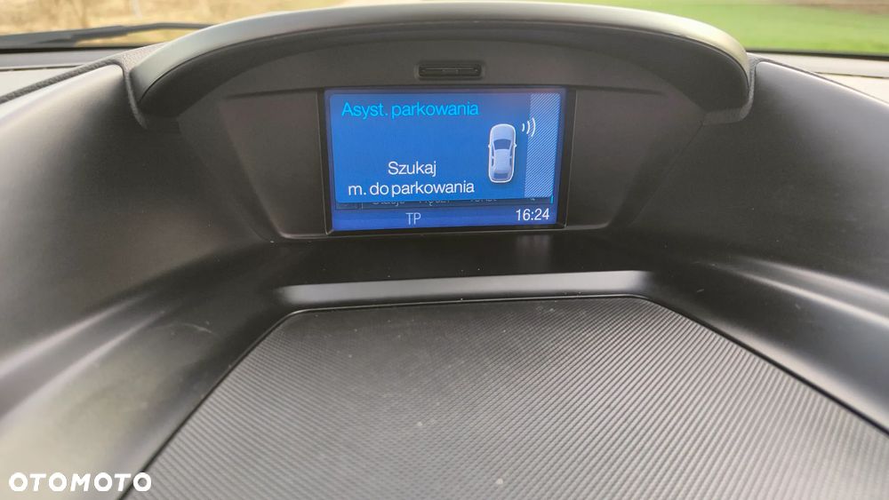 Ford Kuga 2.0 TDCi 4x4 Titanium - 28