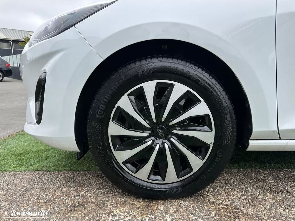 Ford Fiesta 1.0 EcoBoost Hybrid S&S TITANIUM - 18