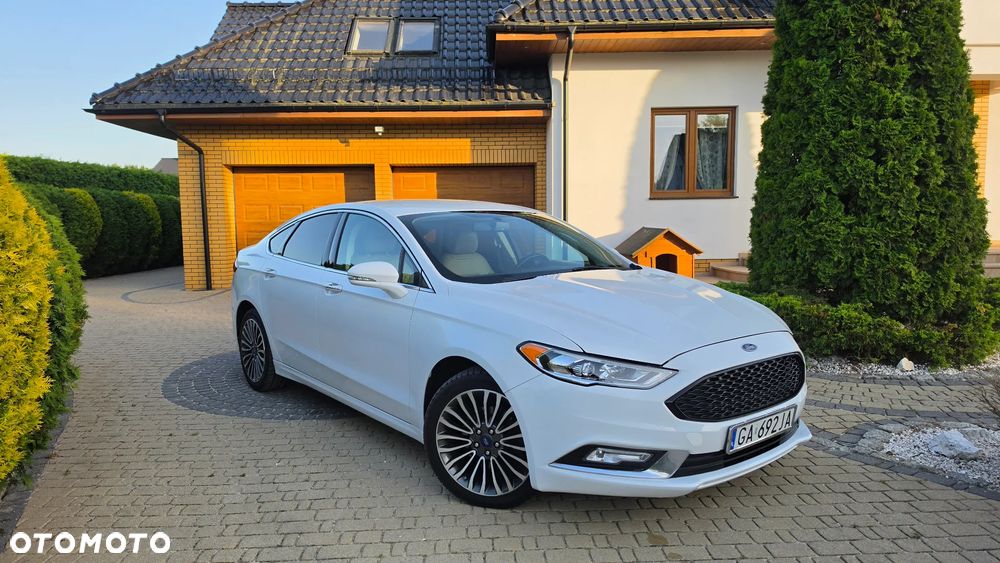 Ford Fusion 2.0 EcoBoost Titanium - 2