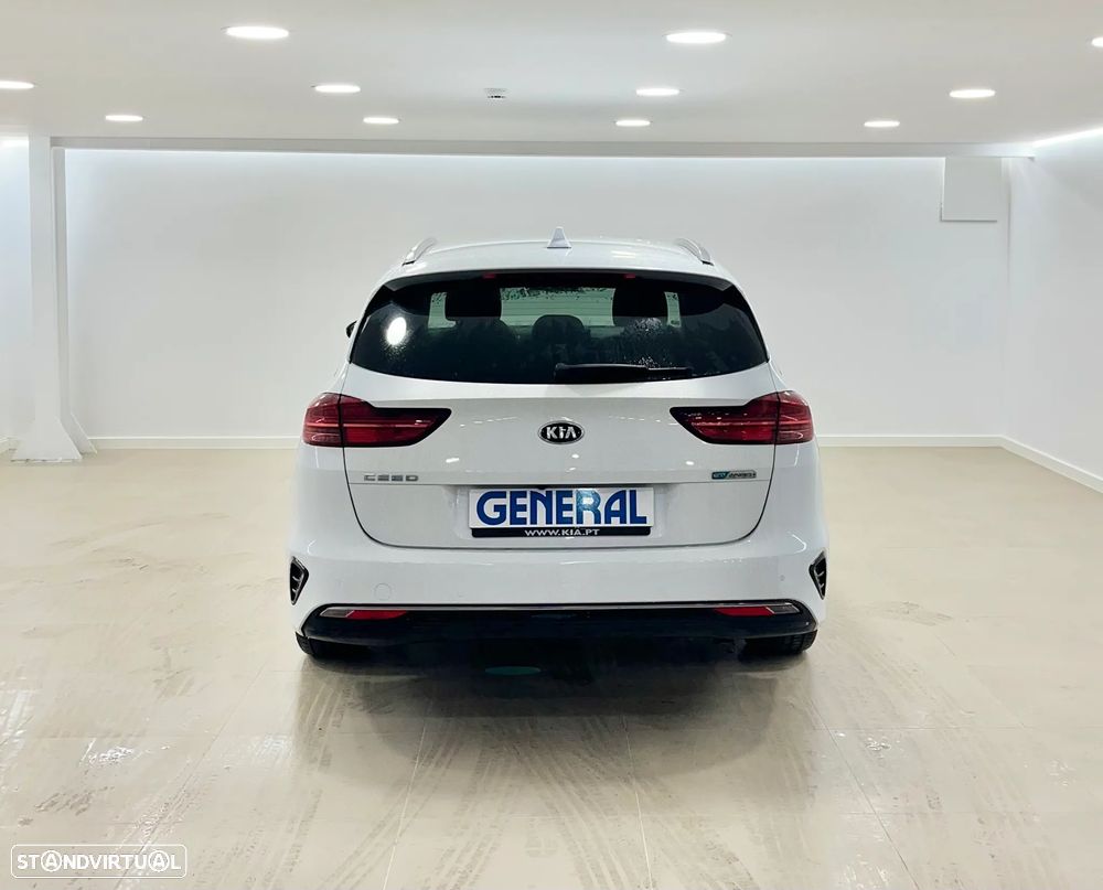 Kia Ceed SW 1.6 CRDi MHEV Dynamic - 5