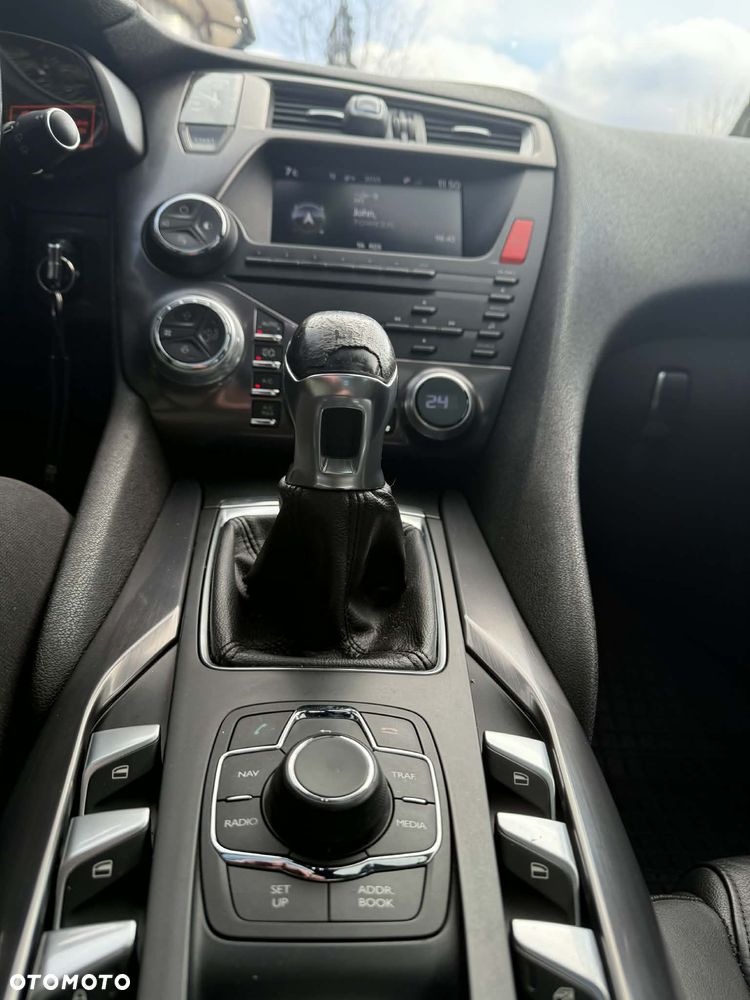 Citroën DS5 1.6 THP SportChic - 14