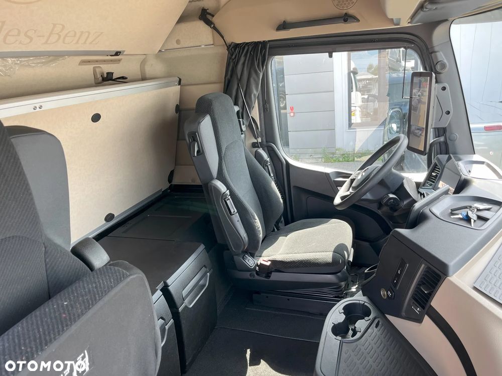 Mercedes-Benz 2545 LS - 7