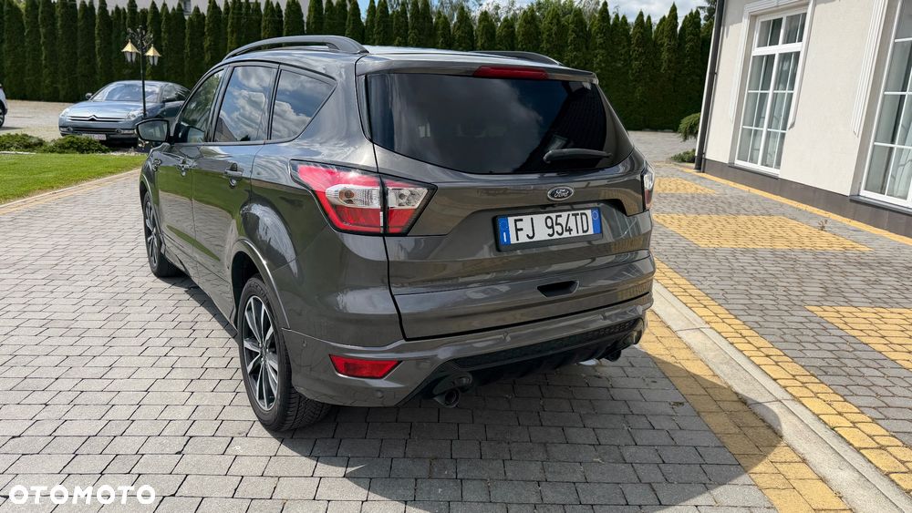 Ford Kuga 2.0 TDCi 2x4 ST-Line - 10