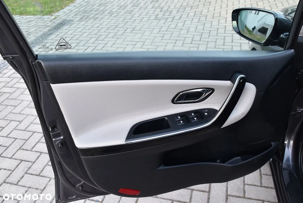Kia Ceed 1.6 GDI DCT Platinum Edition - 26