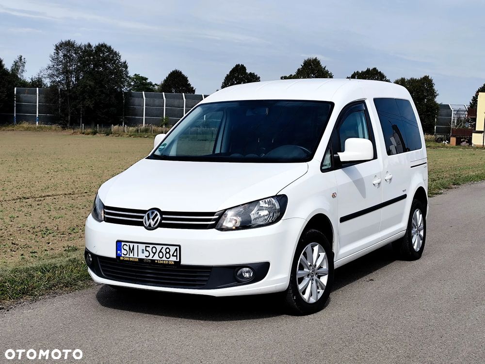 Volkswagen Caddy Comfortline BMT - 24