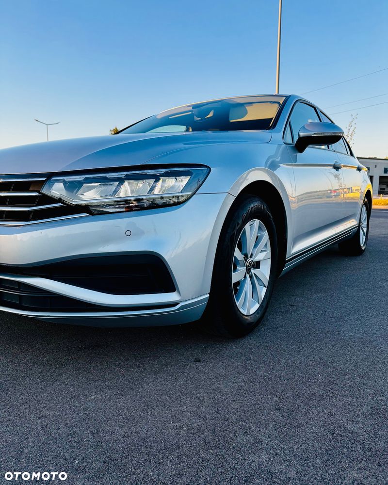 Volkswagen Passat 1.5 TSI EVO Essence - 9