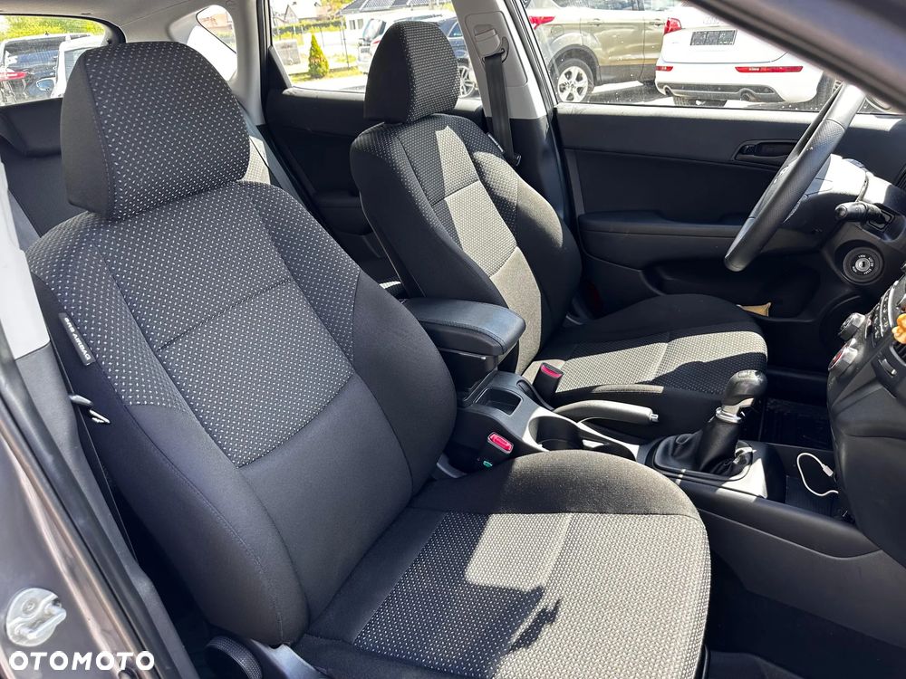 Hyundai i30 1.4 Blue Comfort - 16