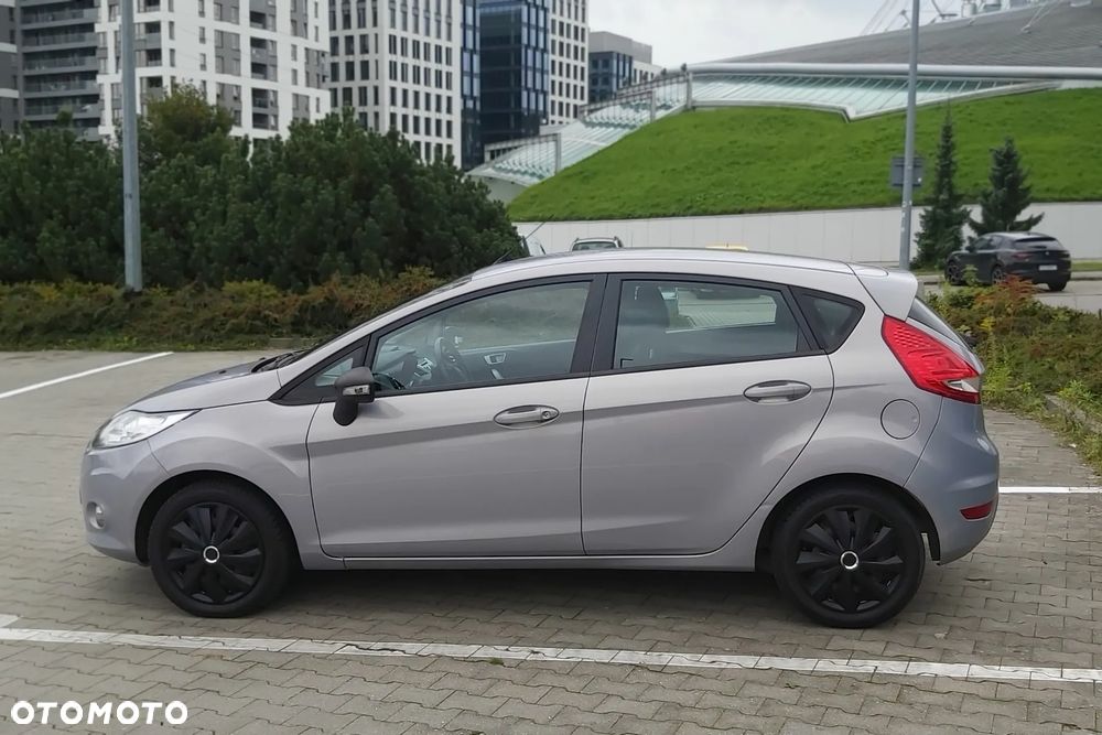 Ford Fiesta - 8
