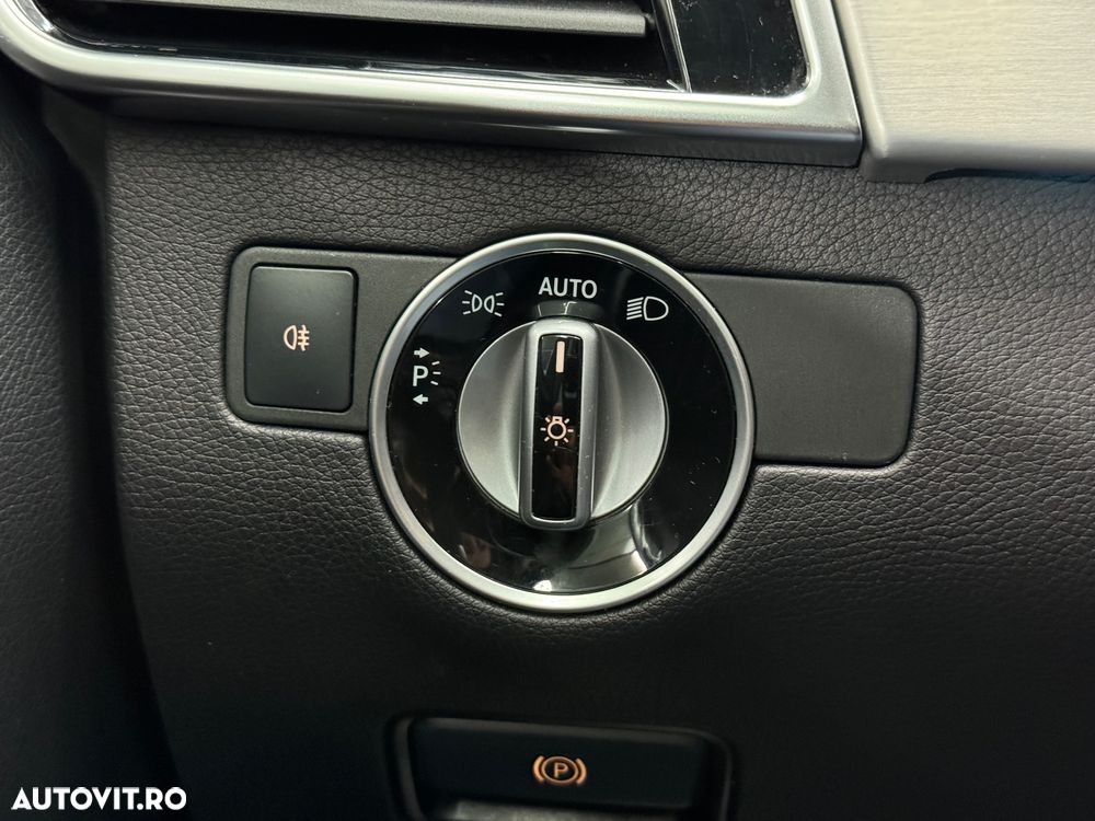 Mercedes-Benz GLE AMG 43 4Matic 9G-TRONIC AMG Line - 25