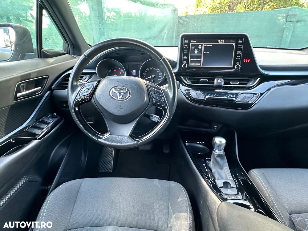 Toyota C-HR Hybrid Business-Edition - 18