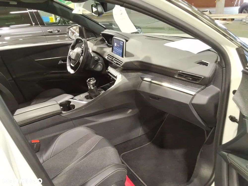 Peugeot 3008 1.5 BlueHDi GT S&S - 7