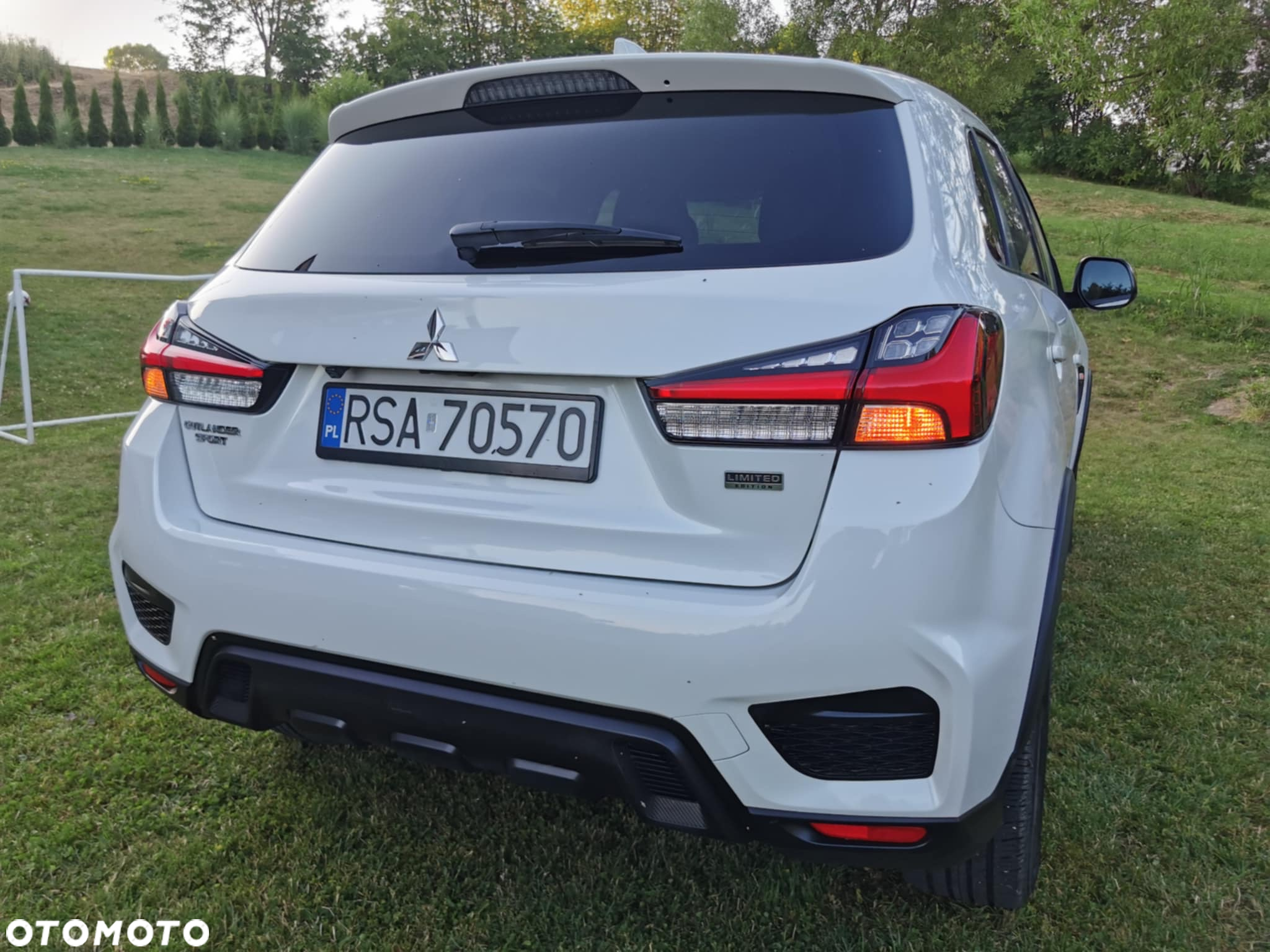 Mitsubishi ASX - 10