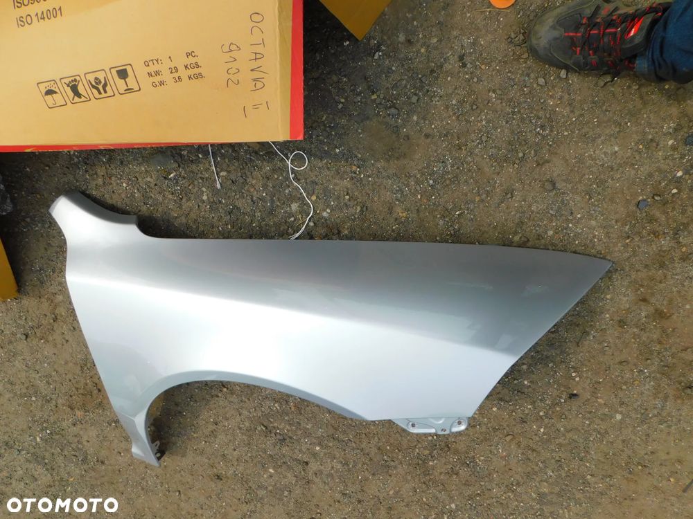 skoda octavia II błotnik lewy kolor 9102 -nowy WYSYŁKA - 3