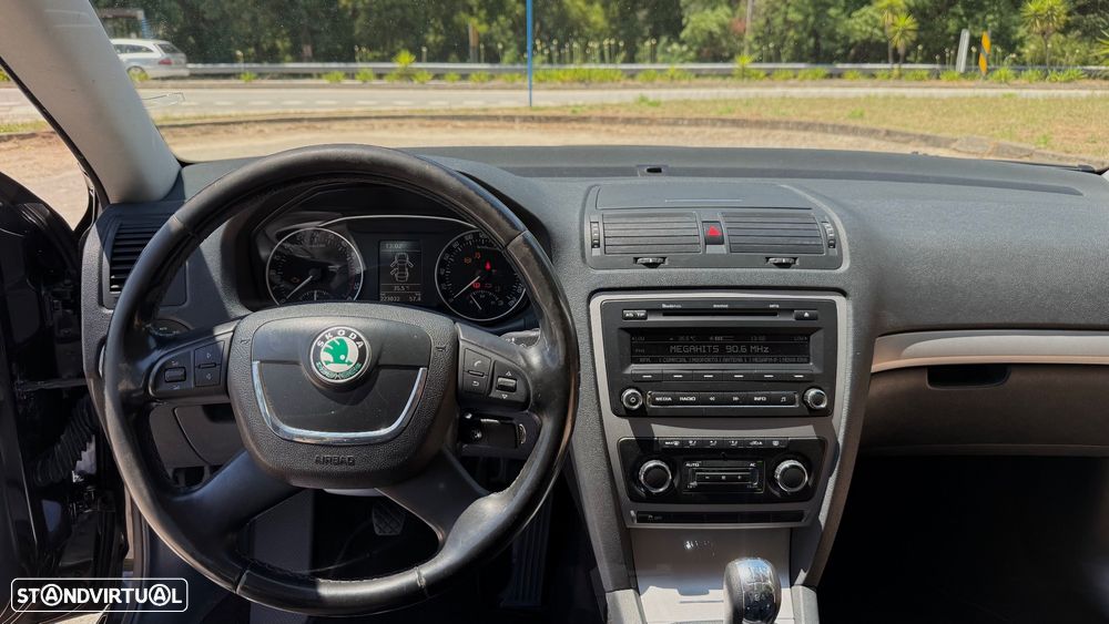 Skoda Octavia Break 1.6 TDi Ambition - 6