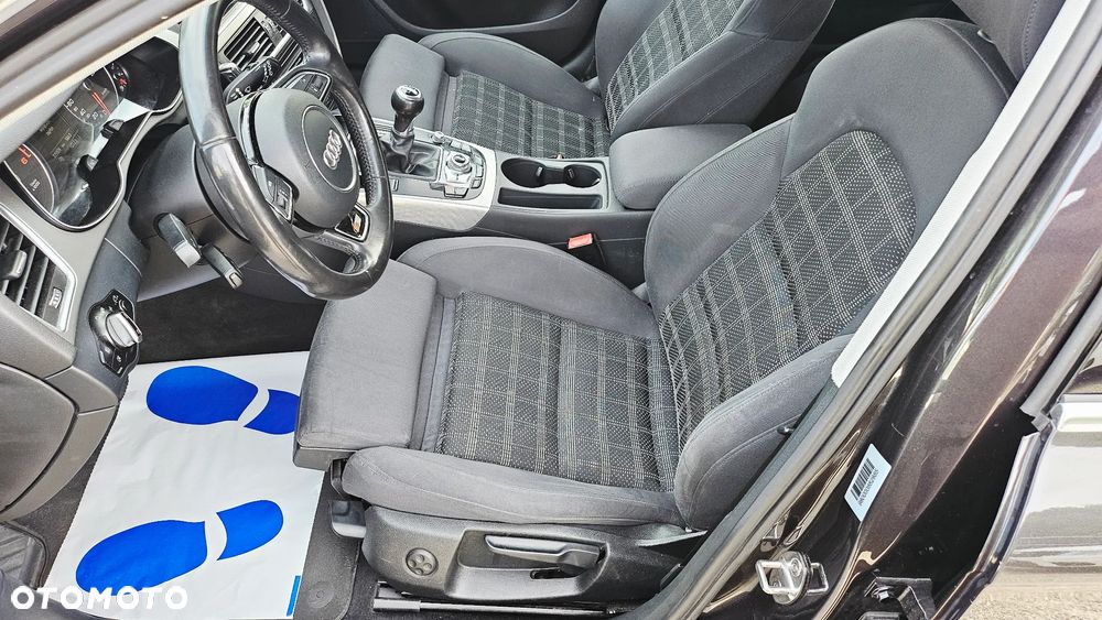 Audi A4 Avant 2.0 TDI Quattro - 26