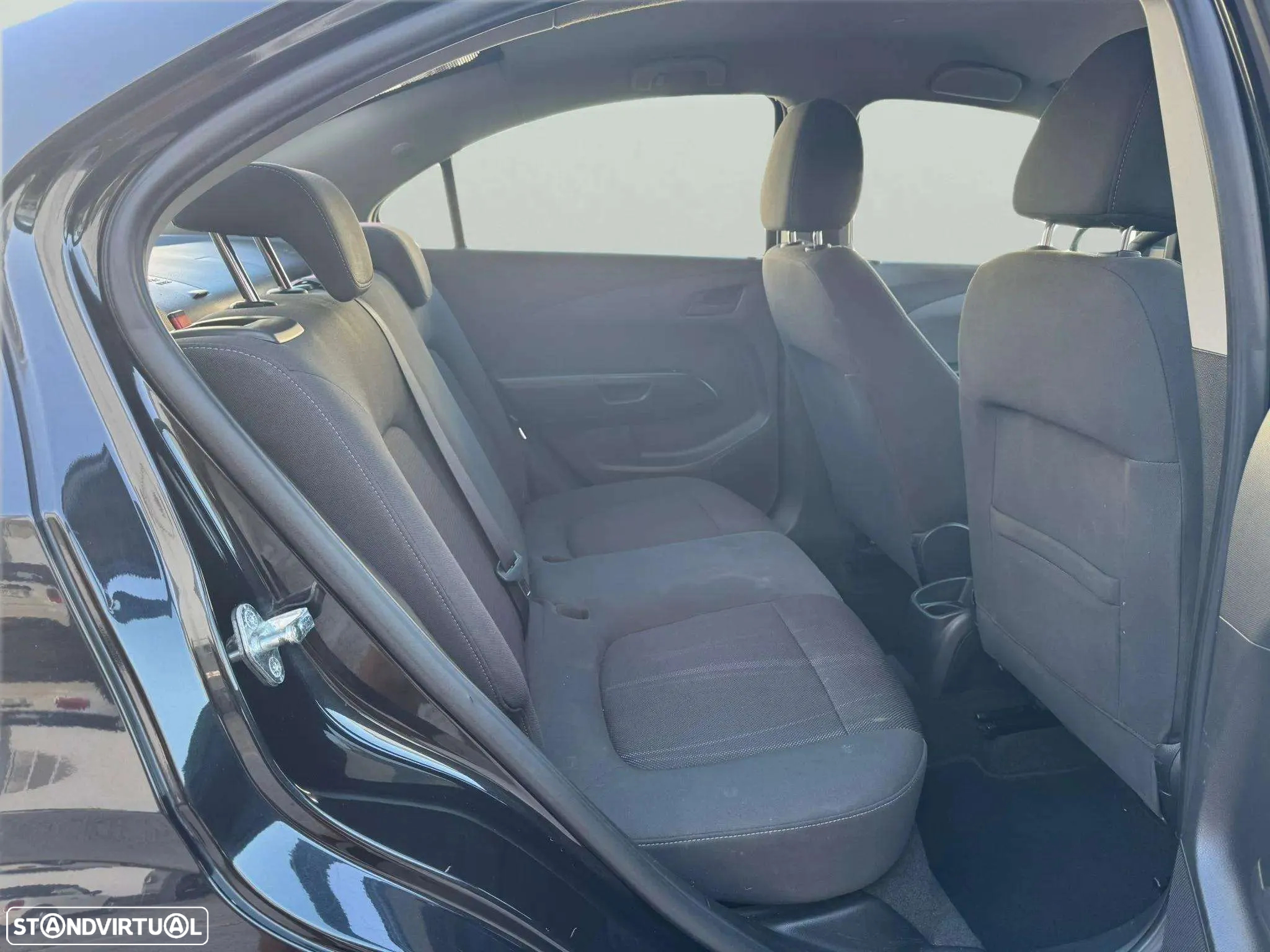 Chevrolet Aveo 1.2 LT Bi-Fuel - 10