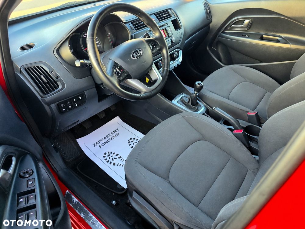 Kia Rio - 7