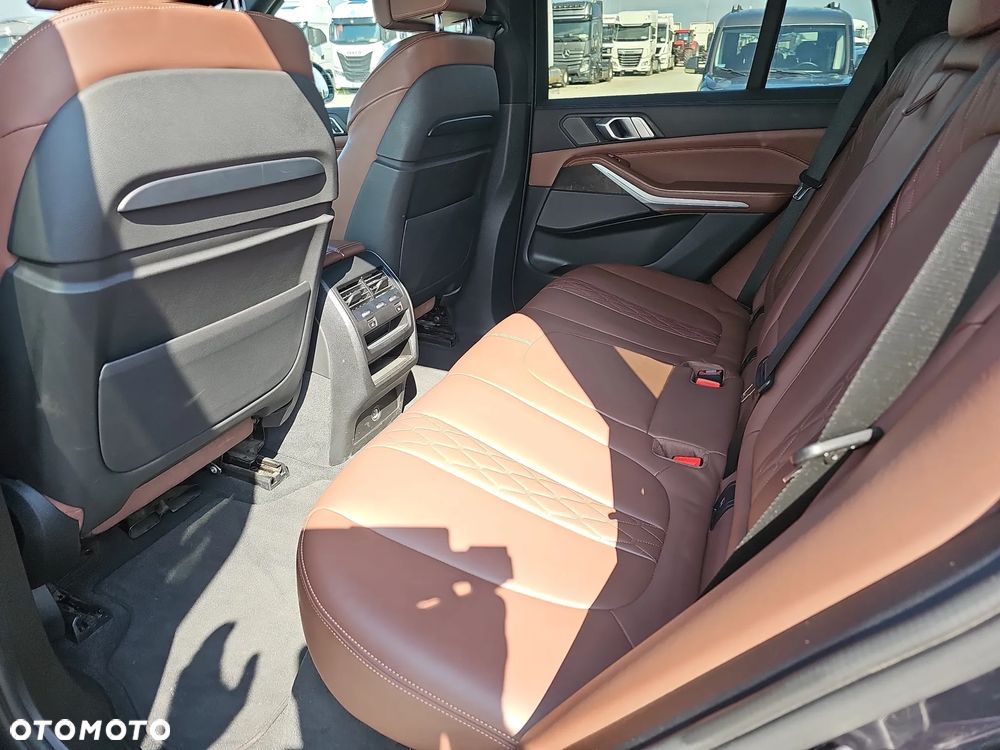 BMW X5 xDrive30d sport - 25