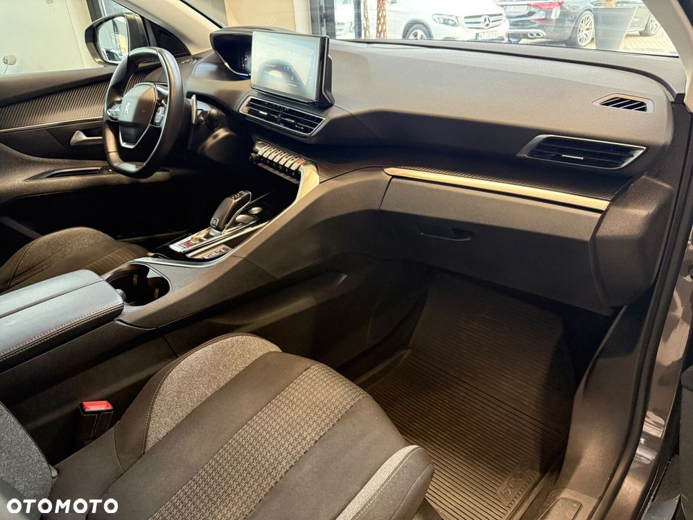 Peugeot 5008 - 18