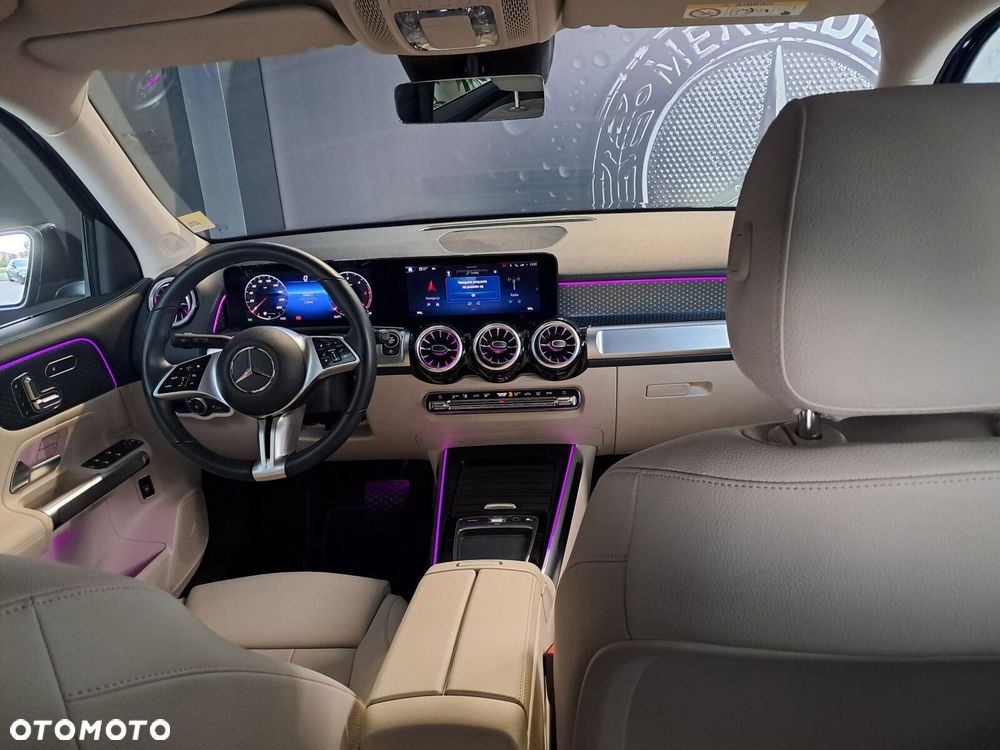 Mercedes-Benz GLB 200 d Progressive 8G-DCT - 40