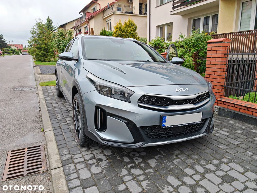 Kia XCeed 1.5 T-GDI Business Line DCT - 1