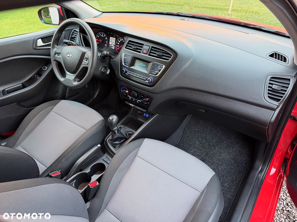 Hyundai i20 - 10