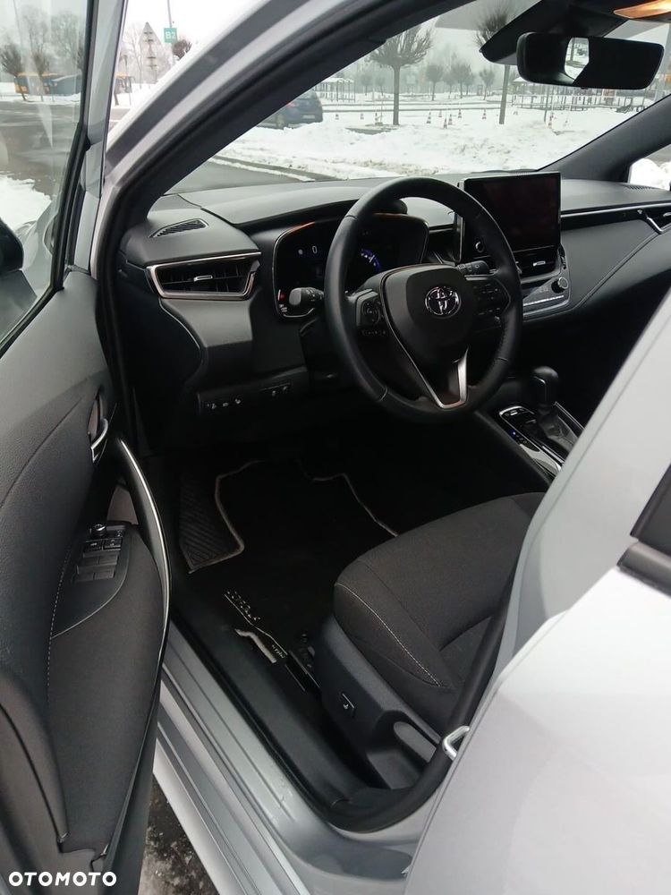 Toyota Corolla 2.0 Hybrid Comfort - 19