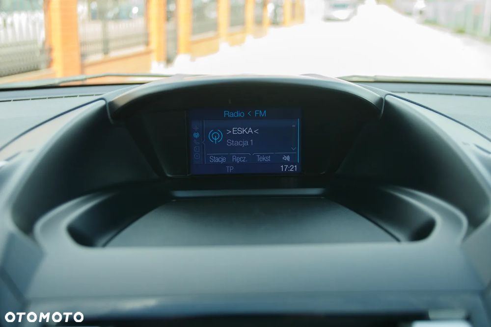 Ford Kuga 2.0 TDCi 4x4 Titanium - 24