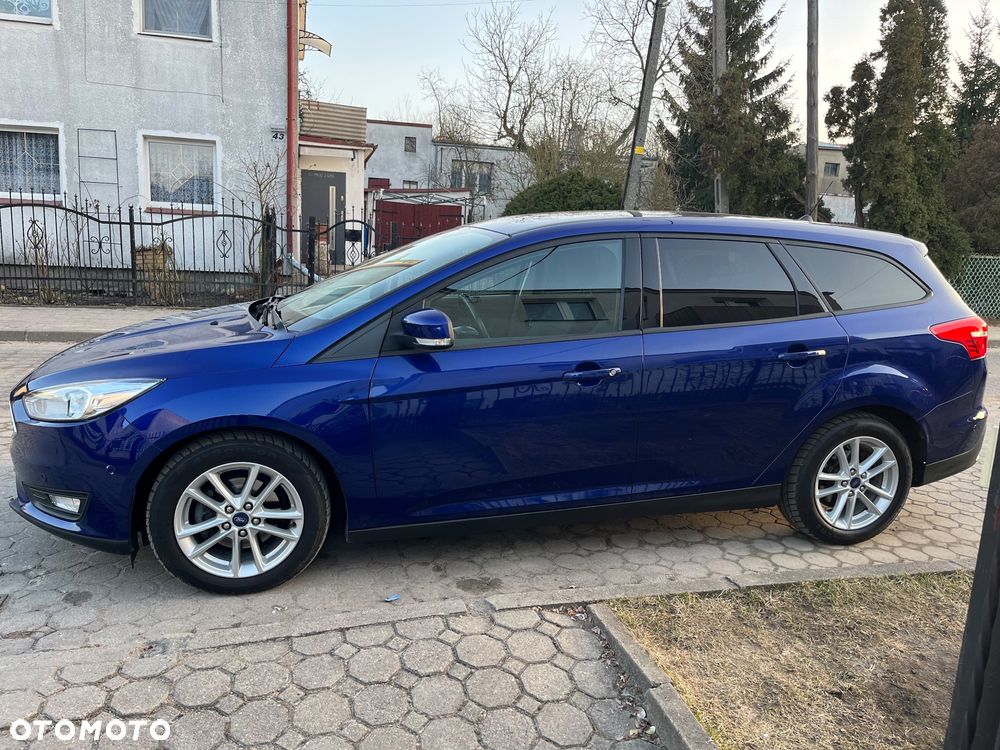 Ford Focus 1.0 EcoBoost Start-Stopp-System COOL&CONNECT DESIGN - 2
