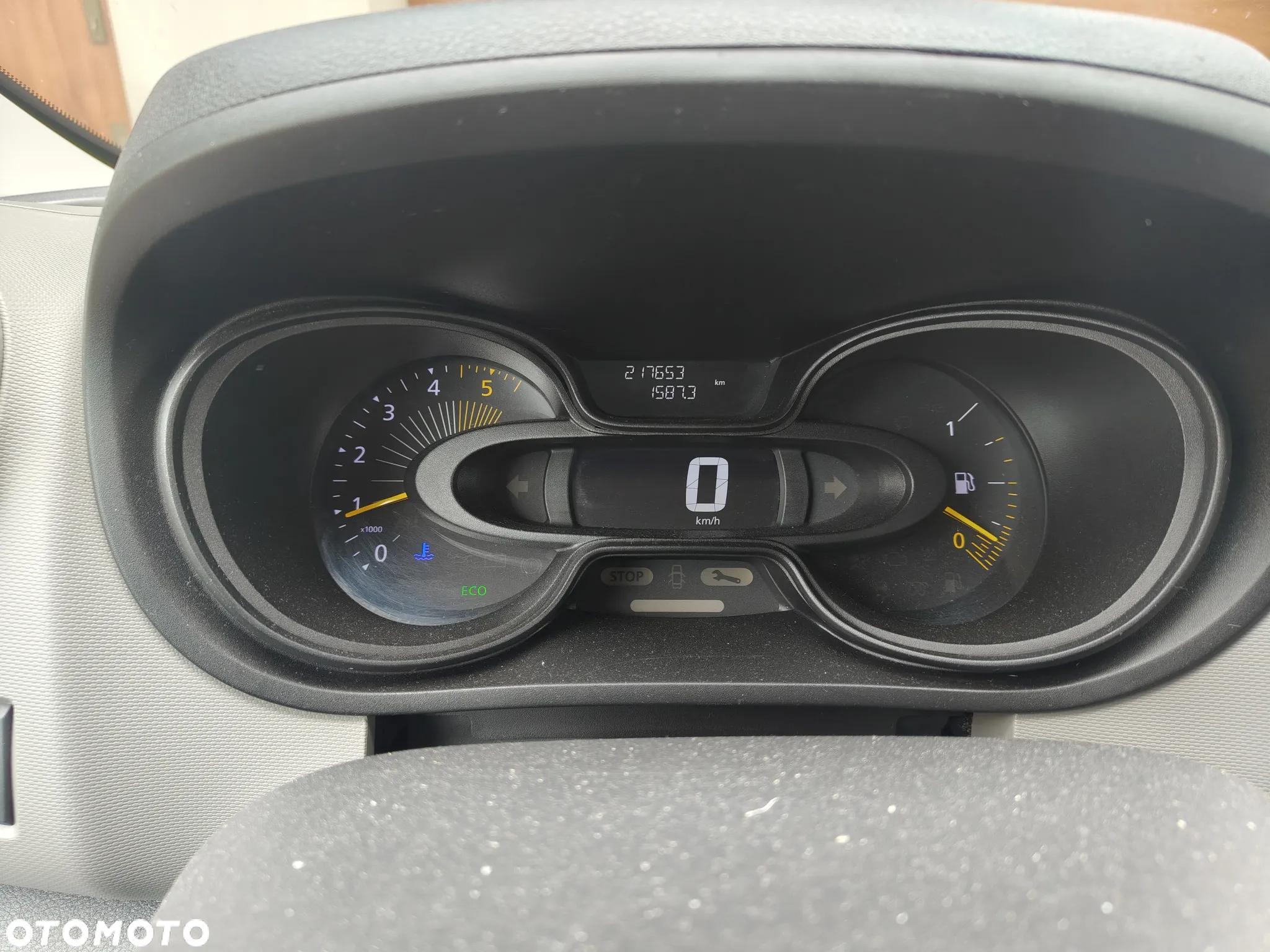 Renault TRAFIC - 11