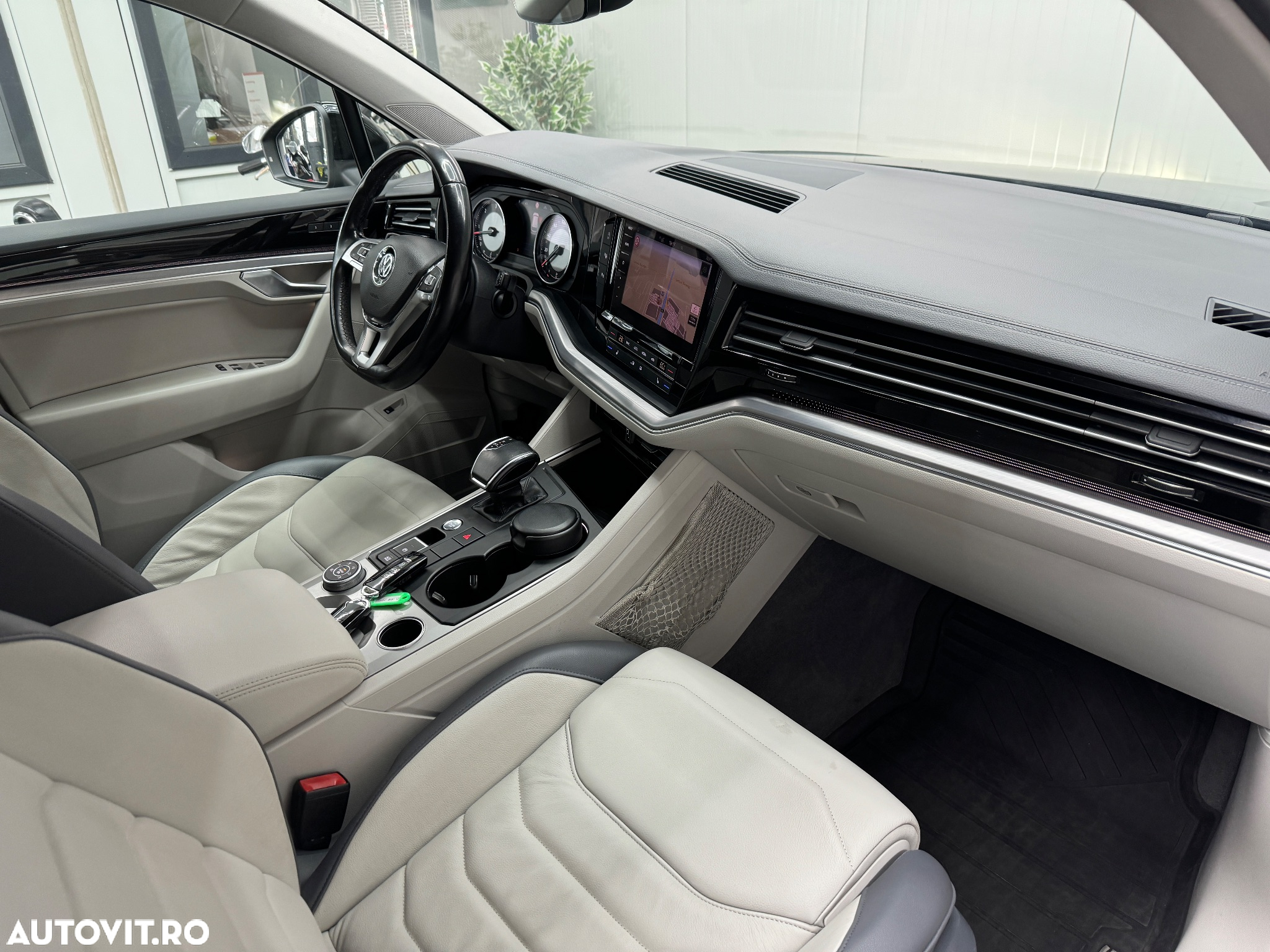 Volkswagen Touareg V6 TDI Elegance - 21