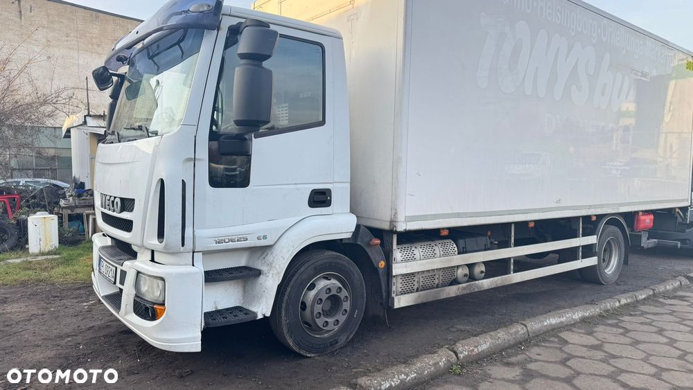 Iveco EUROCARGO 120e25 - 6