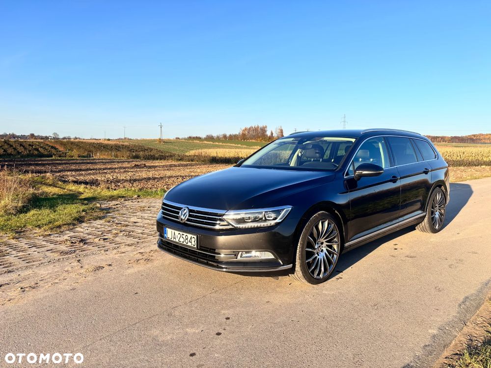 Volkswagen Passat Variant 2.0 TDI SCR DSG Highline - 2